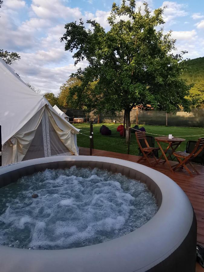 Green Garden Glamping Retezat Balan  Luaran gambar