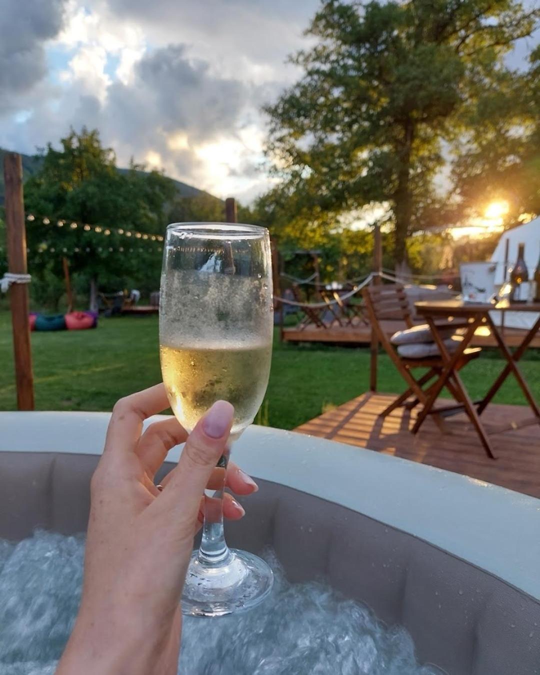 Green Garden Glamping Retezat Balan  Luaran gambar