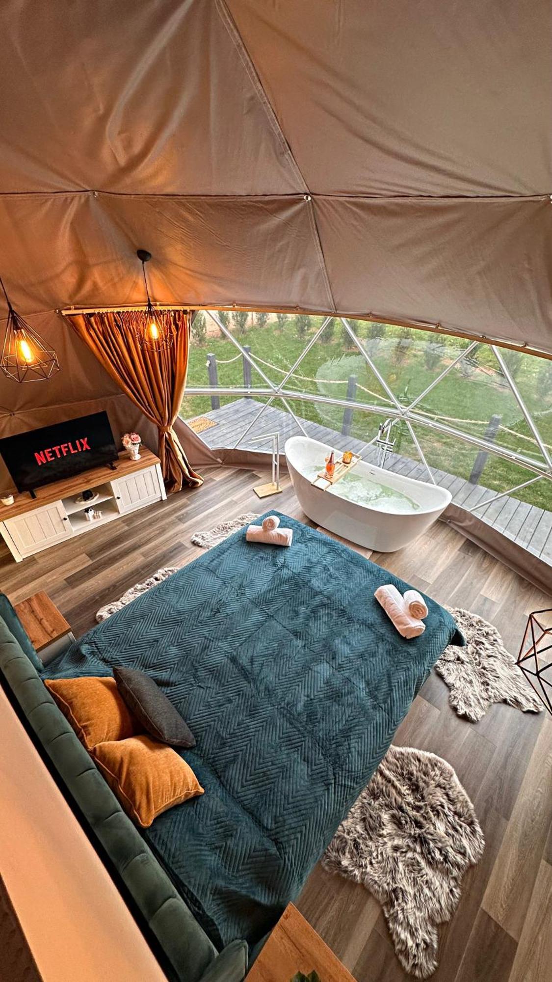 Green Garden Glamping Retezat Balan  Luaran gambar