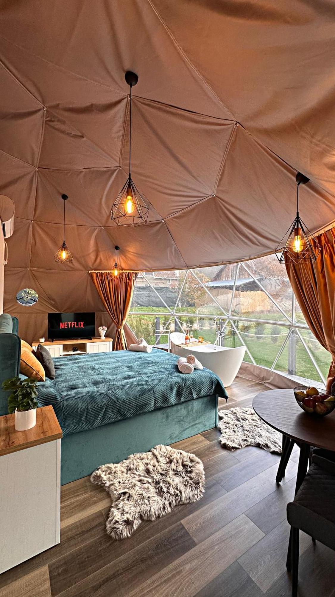 Green Garden Glamping Retezat Balan  Luaran gambar