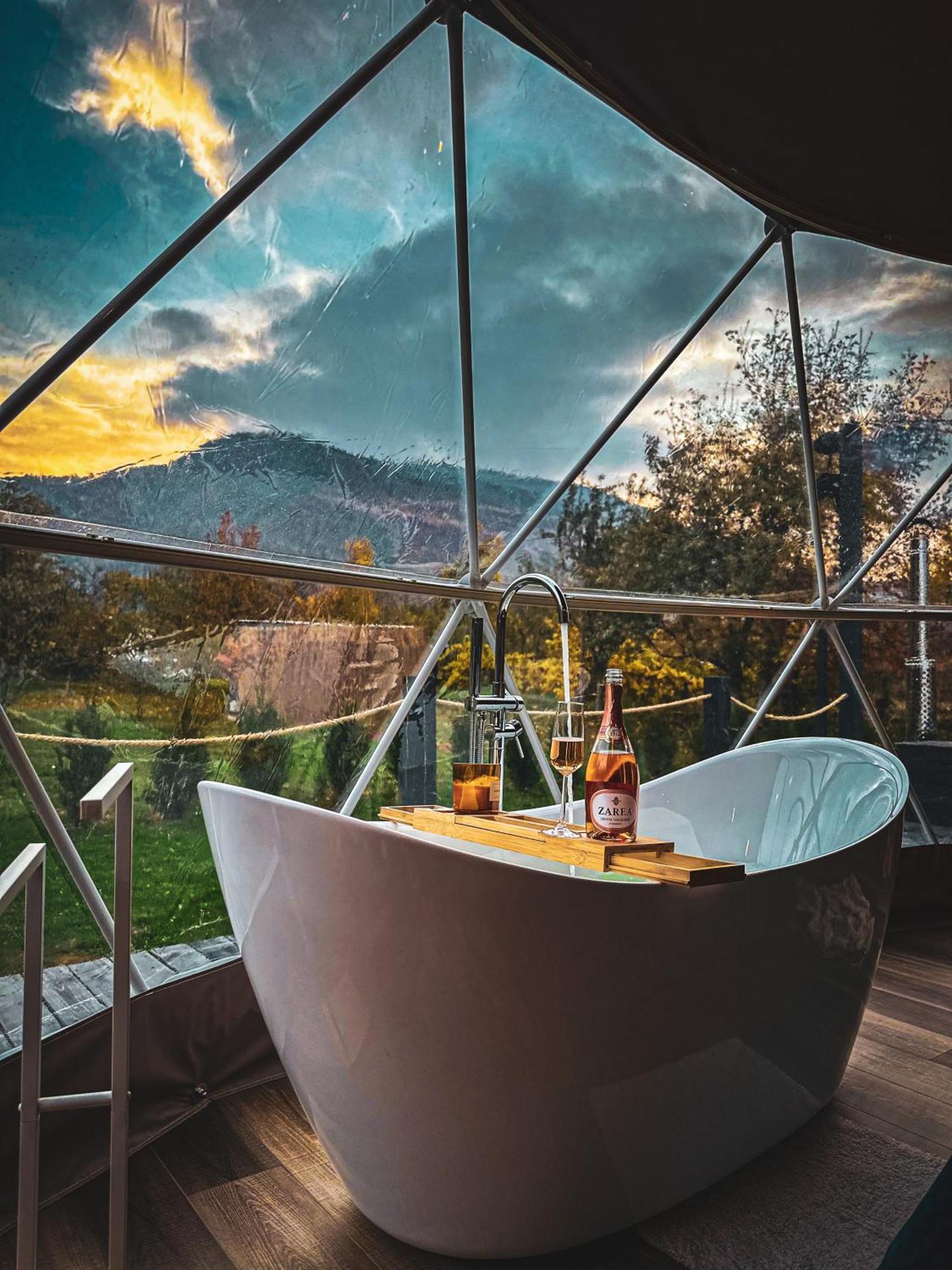 Green Garden Glamping Retezat Balan  Luaran gambar