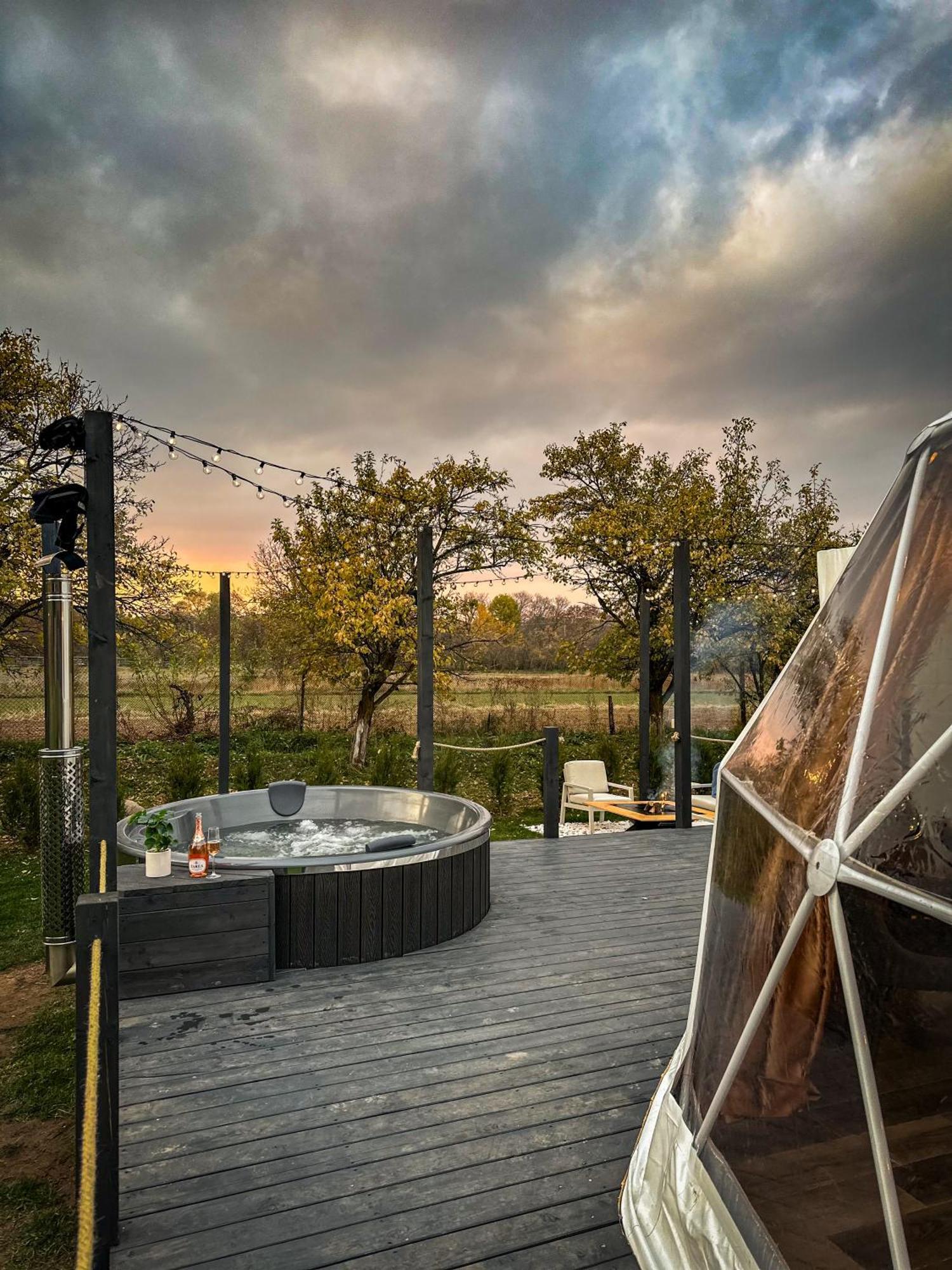 Green Garden Glamping Retezat Balan  Luaran gambar
