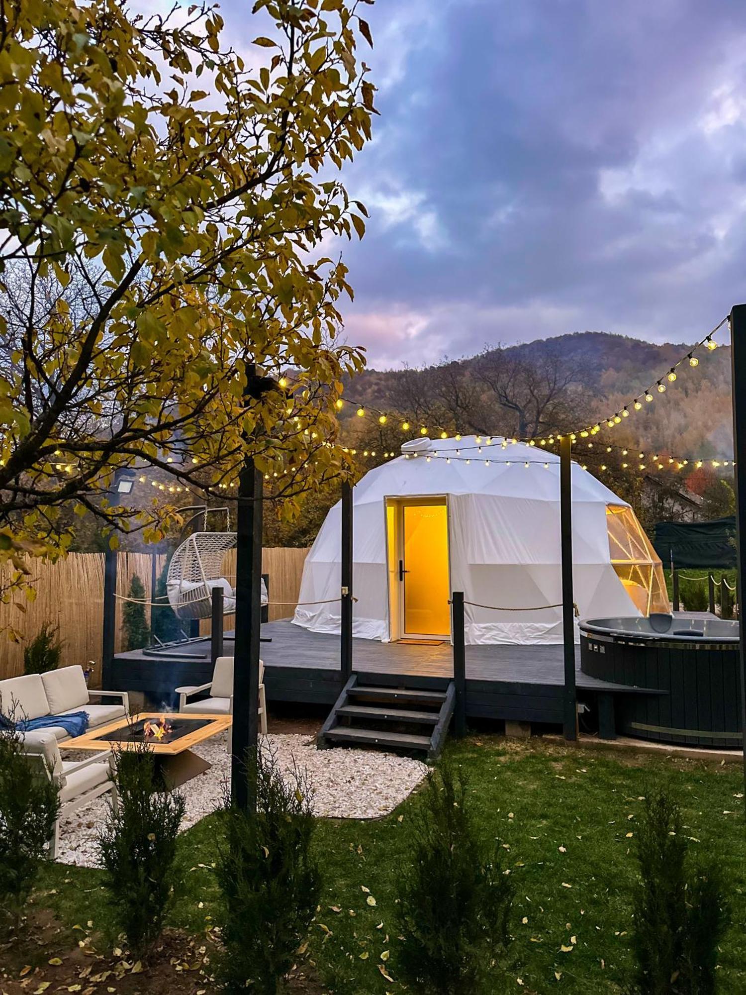 Green Garden Glamping Retezat Balan  Luaran gambar